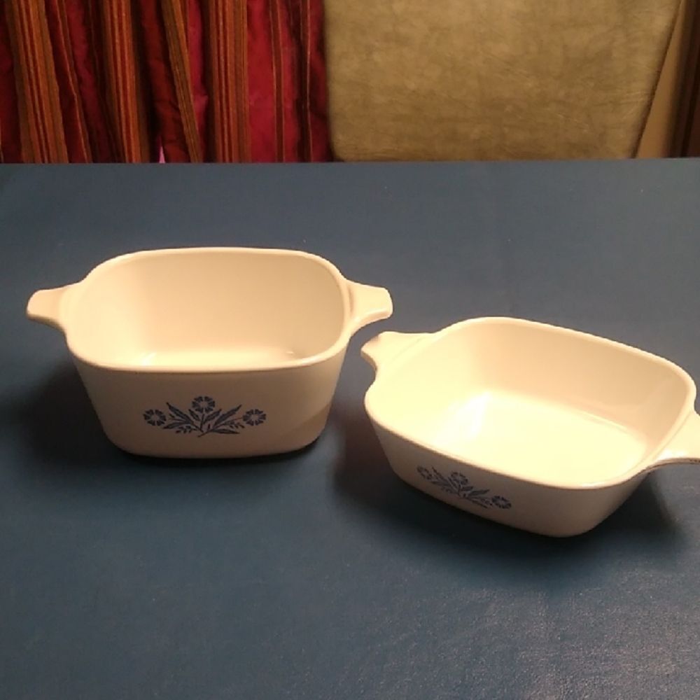 White CorningWare 2 3/4 cup & Petite Pan Baking Dish Corn Flower Blue Set